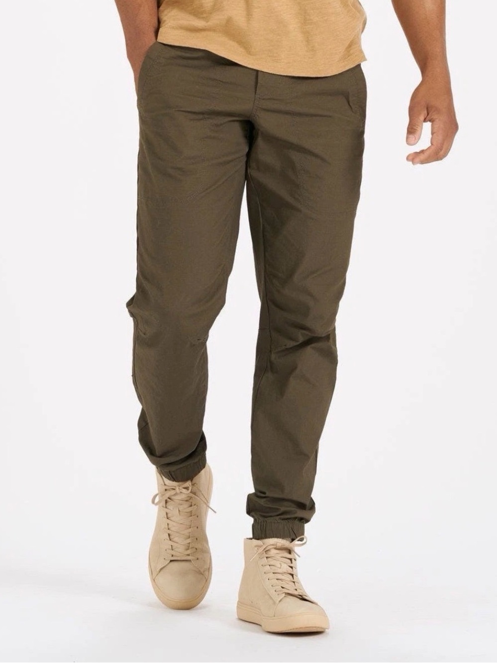 Men’s Vuori Ripstop Traveler Jogger Pants Dark Oregano Color Size Large